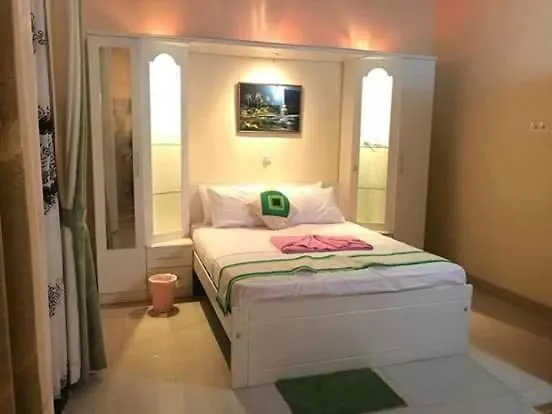 Mefree Kandy Villa Sirimalwatta